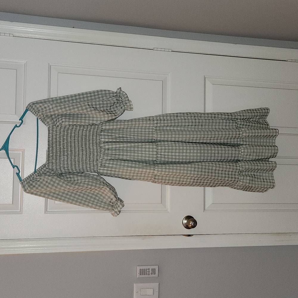 New Green plaid  Off the shoulder Maxi dress